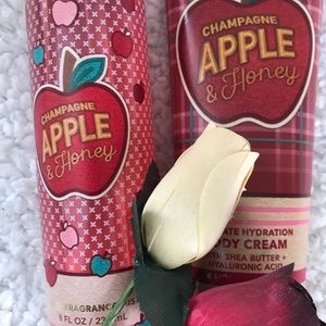 💓NWT Champagne Apple and Honey Set of Lotion and Fragrance Spray